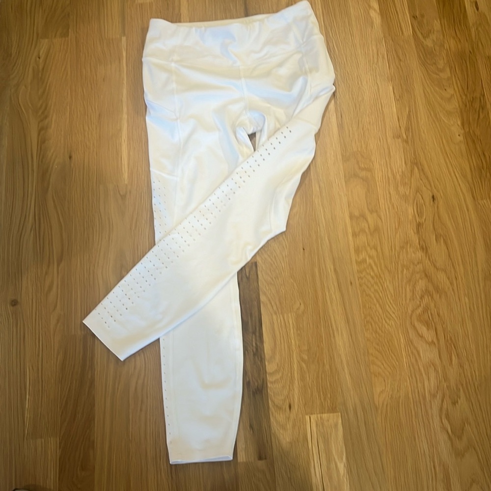 Athleta legging/ white/ never worn